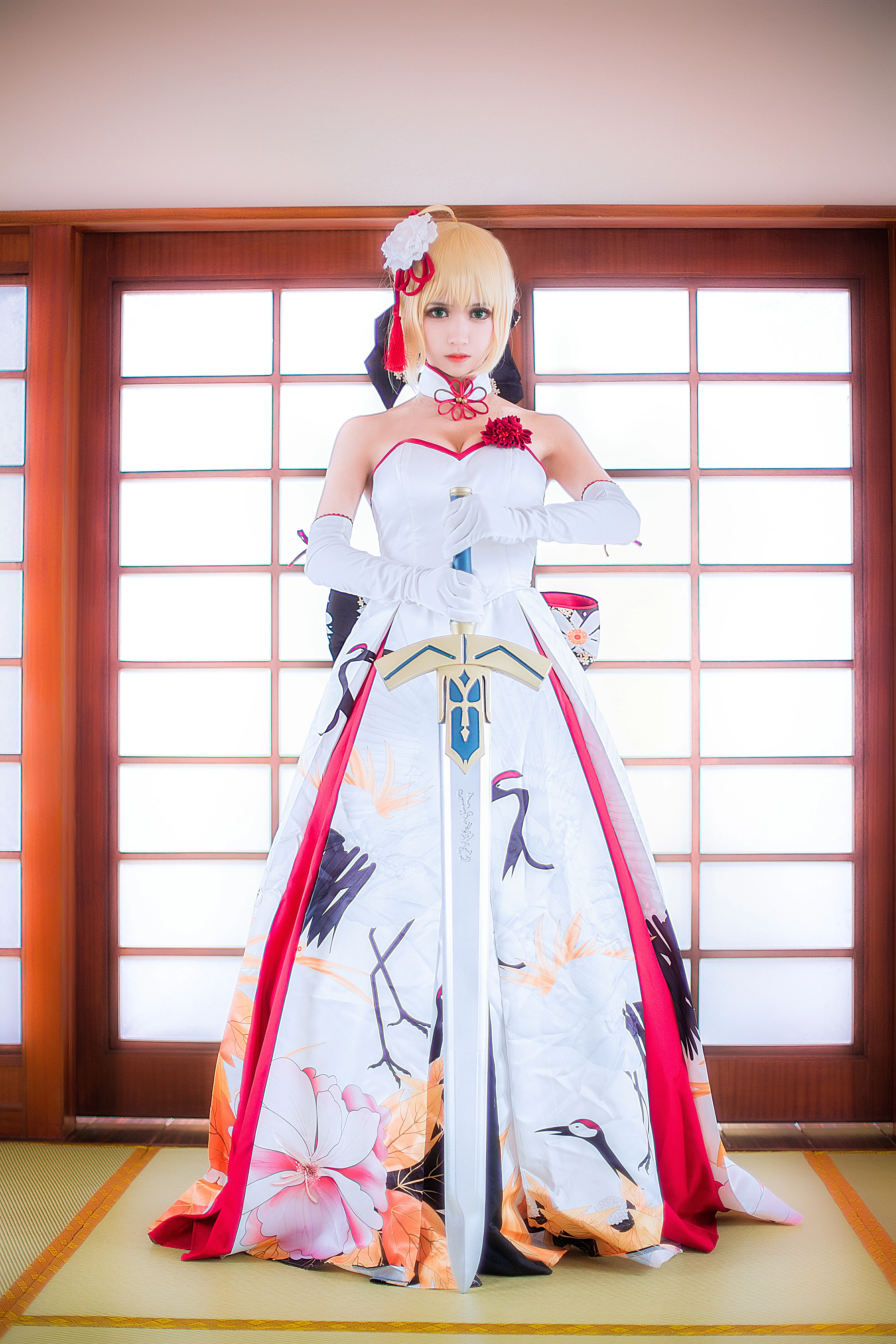 网红丰满少女 鳗鱼霏儿 - King of Knight 年末 和风礼服与蓝色制服性感写真集